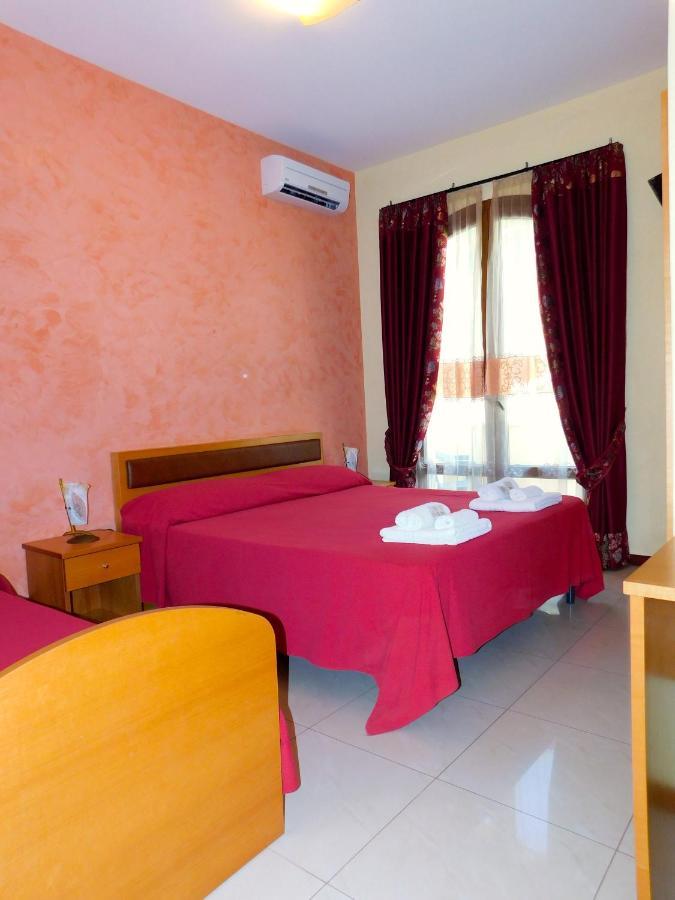 Villa Marincanto Affittacamere Porto Cesareo Bagian luar foto