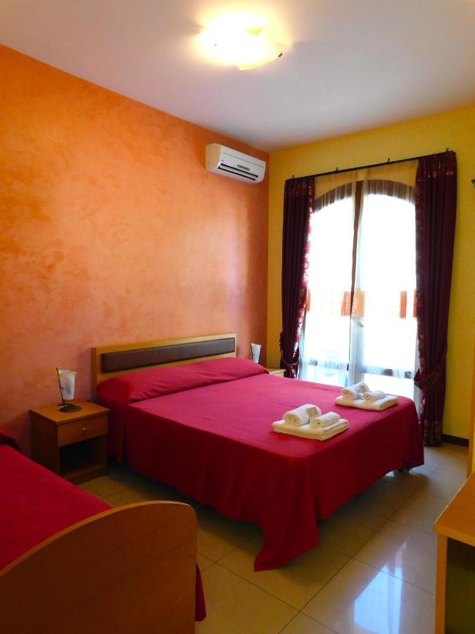 Villa Marincanto Affittacamere Porto Cesareo Bagian luar foto
